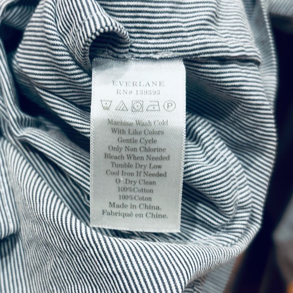Everlane Cotton Weave Collarless Belted Shirtdress pinstripe Sz 6 pockets navy - Picture 16 of 16